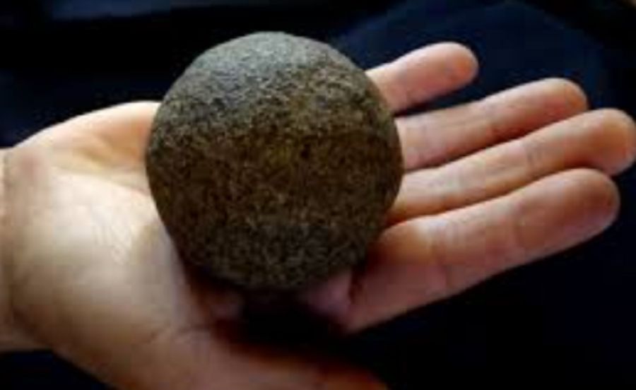 Boleadoras de granito