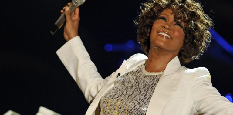 Una Voz Inolvidable: El Impacto de la Industria Musical