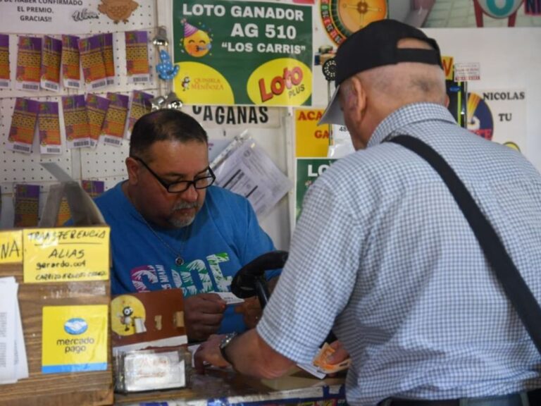 Gana casi 6 mil millones en Mendoza: jubilado apuesta 3 mil pesos al Loto Plus