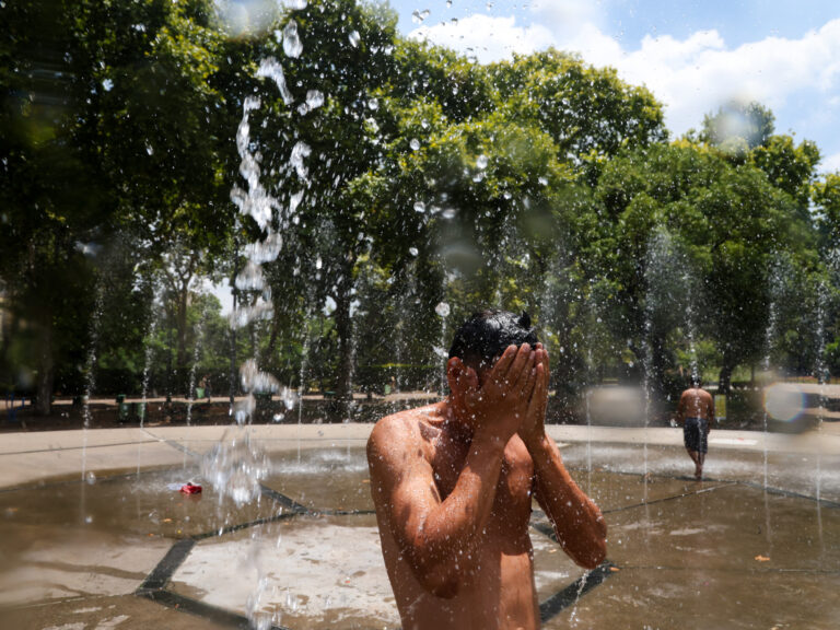 Alerta por calor extremo en el área Metropolitana: ¿Cuál será el día más sofocante de la semana?