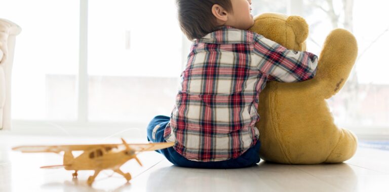Más personas talentosas sufren un síndrome en debate: ¿Es autismo?