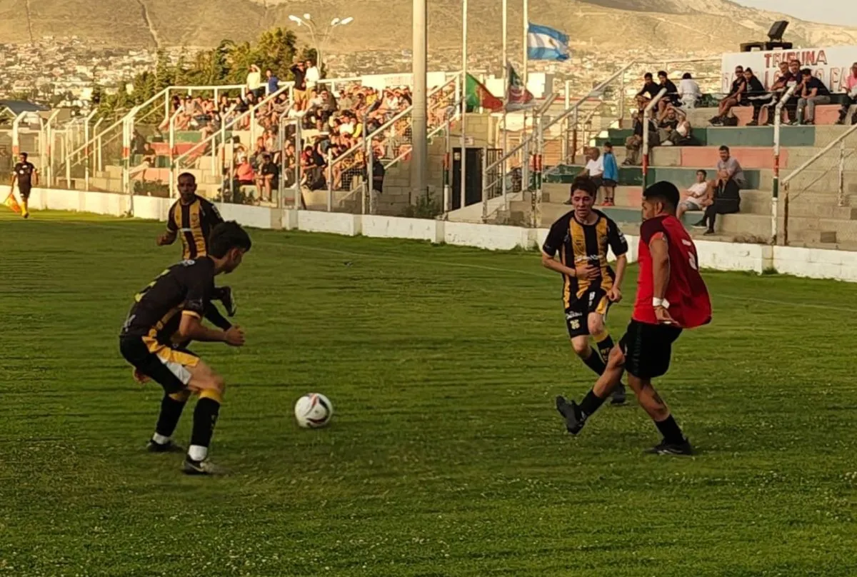 Imagen destacada del fútbol en Comodoro Rivadavia
