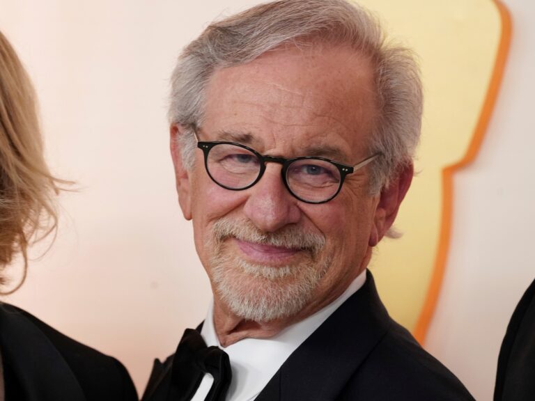 Artistas que Brillan: Ganadores de Emmy, Grammy, Oscar y Tony