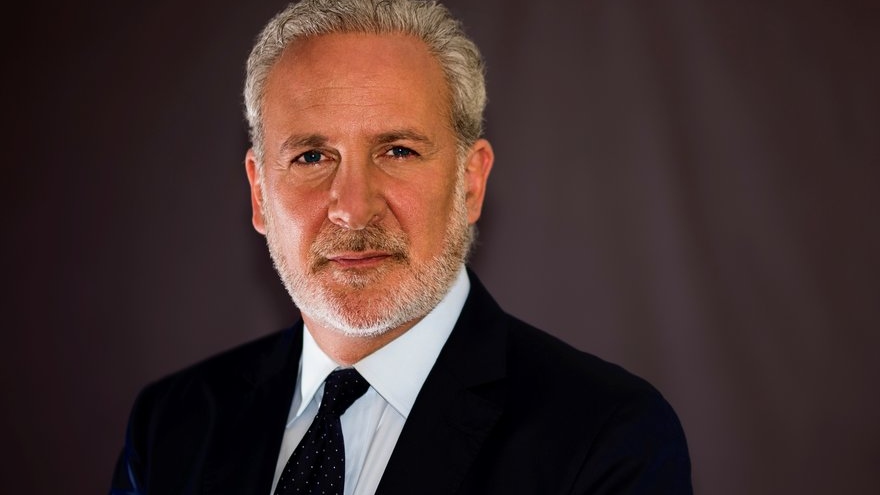 El analista Peter Schiff anticipó que BTC podría caer hasta u$s20.000 si se dan ciertas condiciones