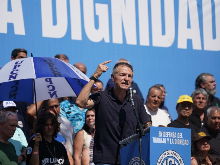CGT Marcha al Congreso en Desafío a la Reforma Laboral del Gobierno