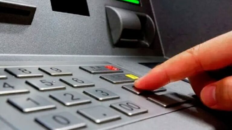 Empleados públicos de Córdoba denuncian descuentos salariales por Bancor