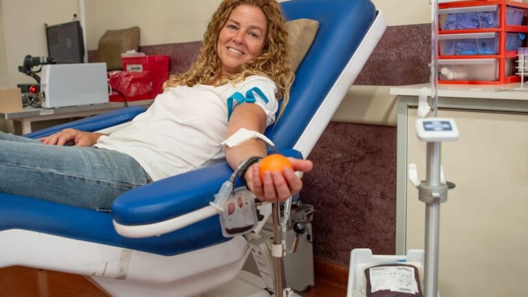 ¡Únete! Hospitales Públicos Llaman a Voluntarios para Donar Sangre