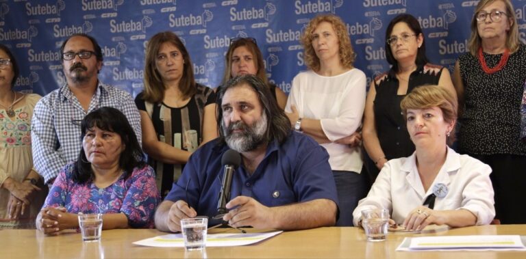 El conflicto en la Provincia se intensifica: el gremio de Baradel amenaza con un paro que retrasa el inicio de clases
