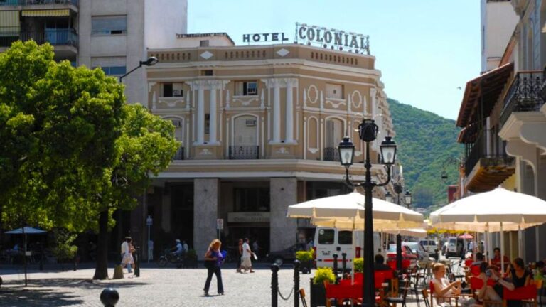 Vive la Experiencia de Alojarte en un Hotel del 1800 en Salta