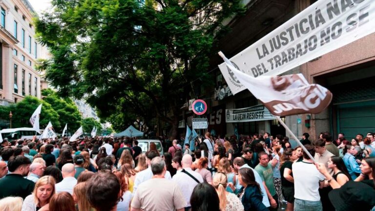 Judiciales ocupan Tribunales del Trabajo en protesta por traspaso a la justicia porteña
