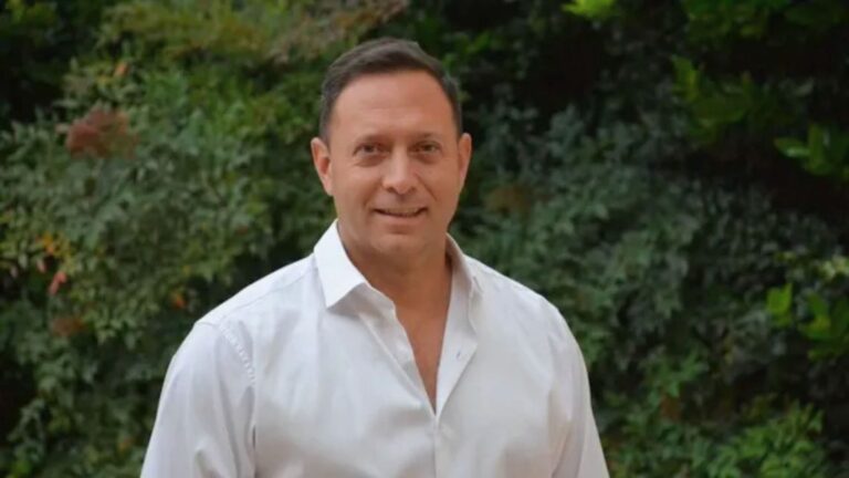 Luis Quiroga: «La provincia reparte dinero a festivales como Papá Noel»