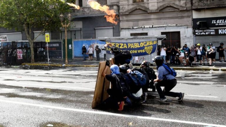 Ministerio de Seguridad denuncia cuenta de Instagram por instigar a cometer delitos