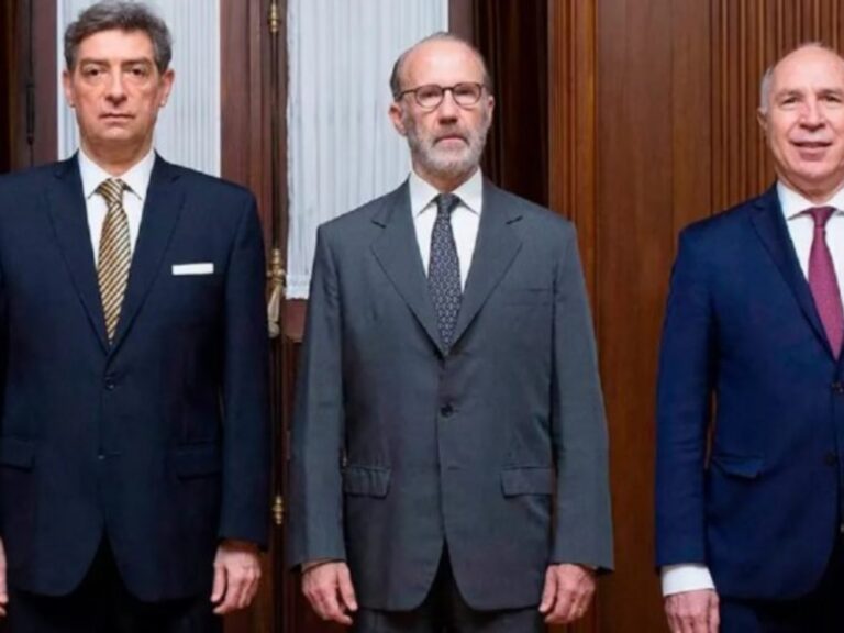 La Corte Suprema interviene: exige al Gobierno aclarar la retención de $397 mil millones a provincias en el reparto de ATN.