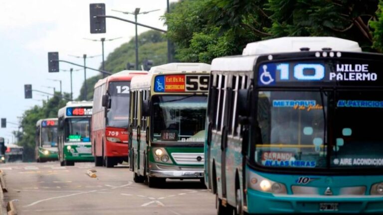Suben las tarifas de colectivo en AMBA: ¿Cuánto costará el boleto en marzo con y sin SUBE?