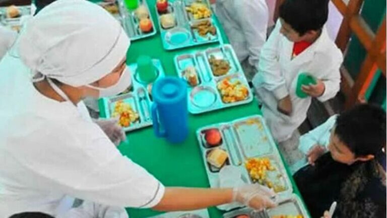 Más de 300,000 estudiantes se benefician del PAICor en medio de la crisis