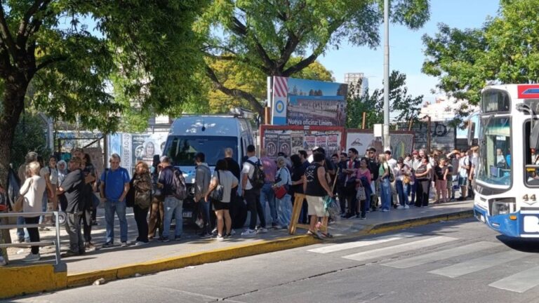 CGT Cuenta con Apoyo de UTA para Convocar un Paro General