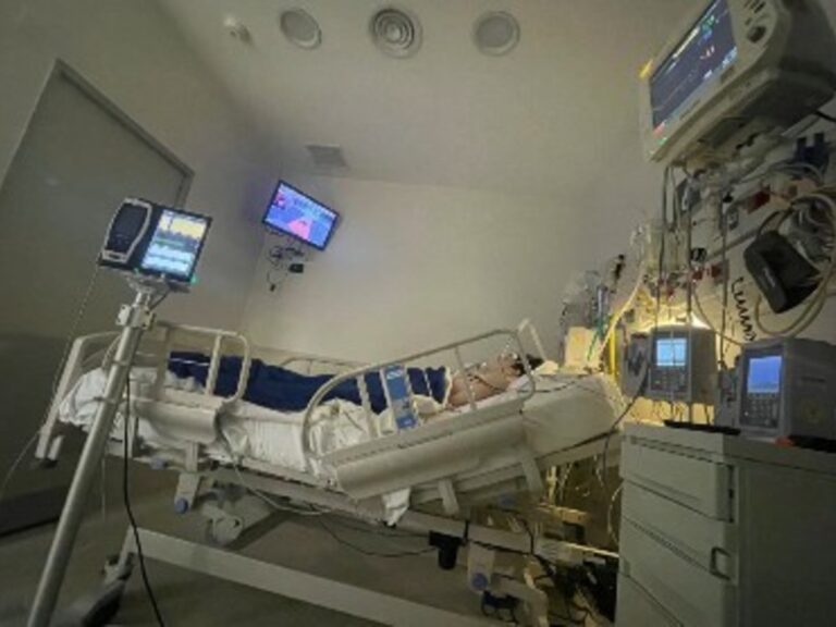 Primera imagen de Bastián Jerez tras su accidente en Pinamar: sigue en coma