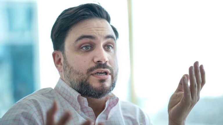Ramiro Marra defiende a turista argentina detenida en Brasil por gestos racistas
