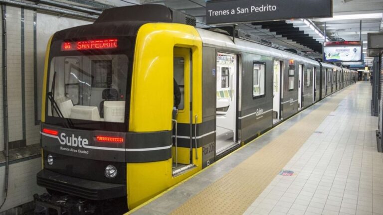 Crónica del Paro: Así Operan Colectivos, Trenes y Subtes el Miércoles 11 de Febrero