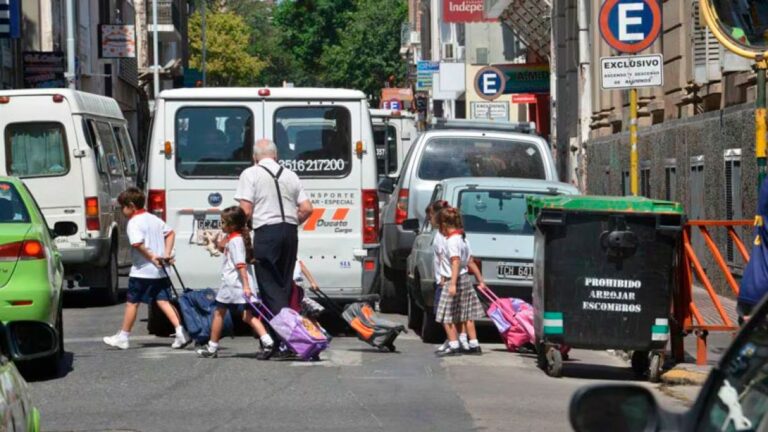 Transporte Escolar en Córdoba 2026: ¿Cuánto Costará para las Familias?