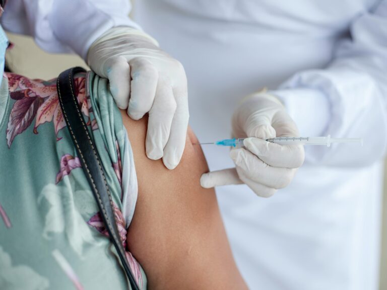 Argentina adelanta la vacunación antigripal ante variante H3N2