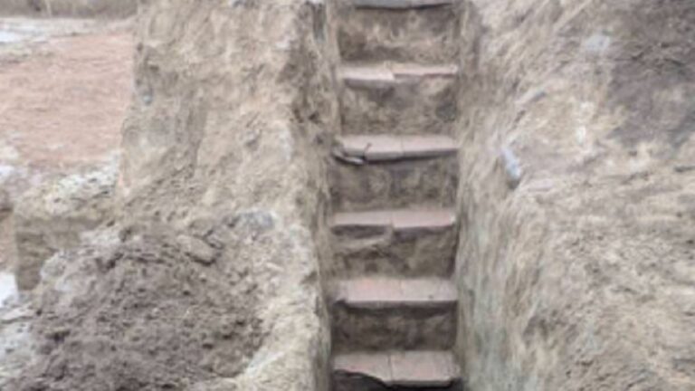 Hallan antiguas catacumbas romanas con 34 tumbas