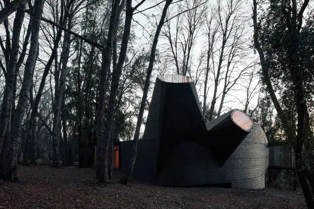 La Casa para el Poema del Ángulo Recto, en Vilches.