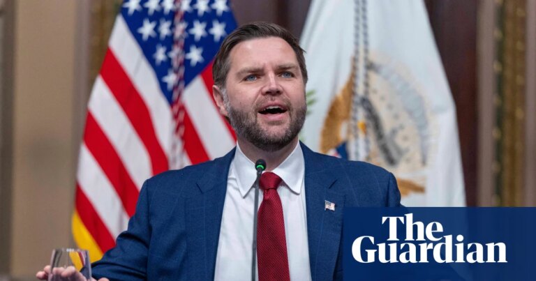 JD Vance: Asegura que los aliens son “demonios” y revela su obsesión por los OVNIs