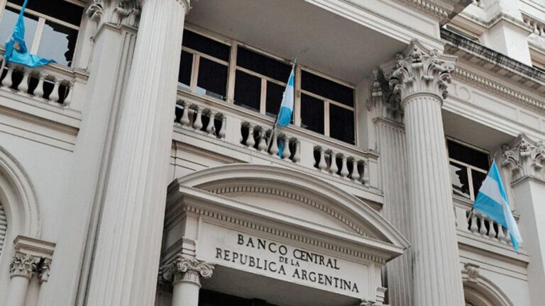 Paro Bancario del 13 de Mayo: Horarios y Bancos Afectados