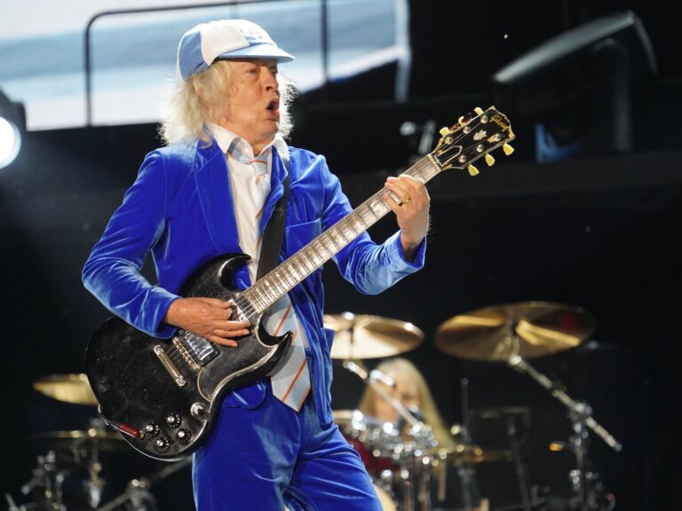AC/DC Encendió River con un Show Emocionante y Clásicos Inolvidables
