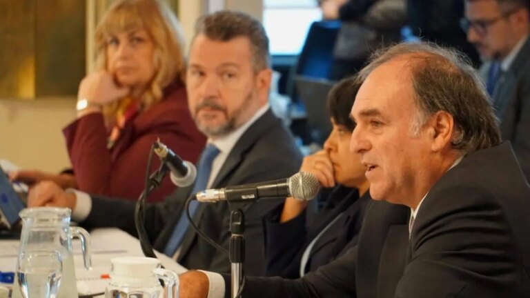 Argentina: Oportunidades de Negocio de $300.000 Millones en Campo, Vaca Muerta y Criptomonedas