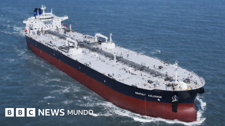Impacto del Buque Ruso de Petróleo en una Cuba Bloqueada: ¿Qué Significa?