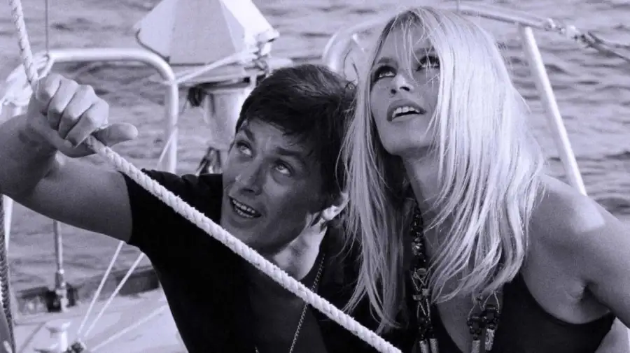 Brigitte Bardot y Alain Delon