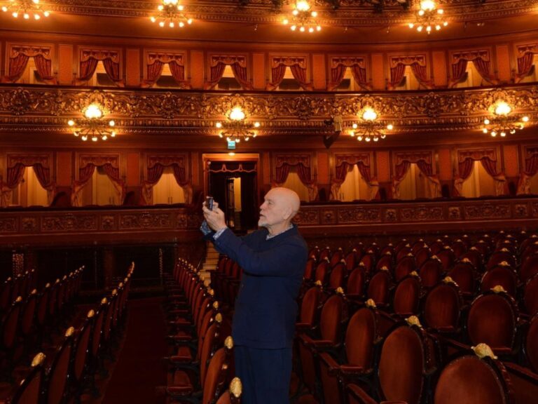 Un Fin de Semana Inolvidable en Buenos Aires: Paseos, Asado y Teatro