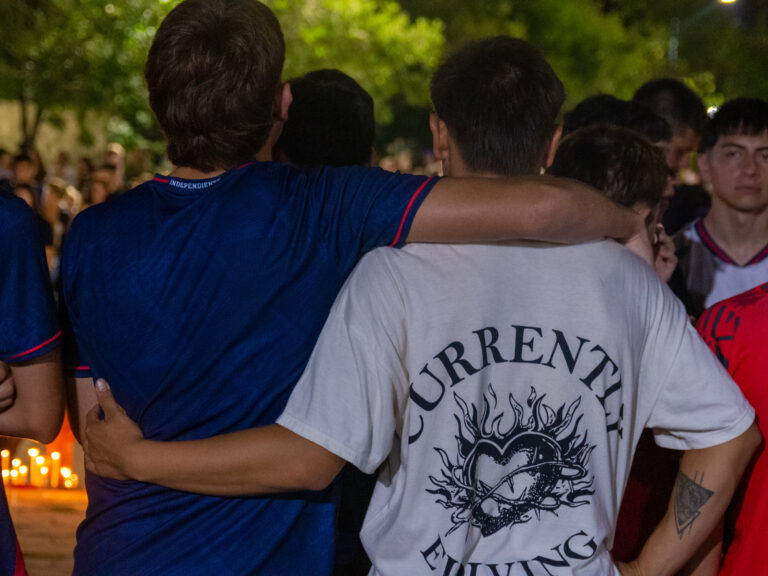 Testimonios impactantes de amigos del alumno que disparó en un colegio de Santa Fe