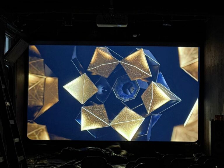 Inauguran Nuevo Cine en la Avenida Cabildo