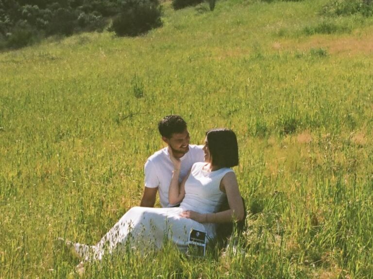 ¡Taylor Lautner y su esposa revelan que esperan su primer hijo!