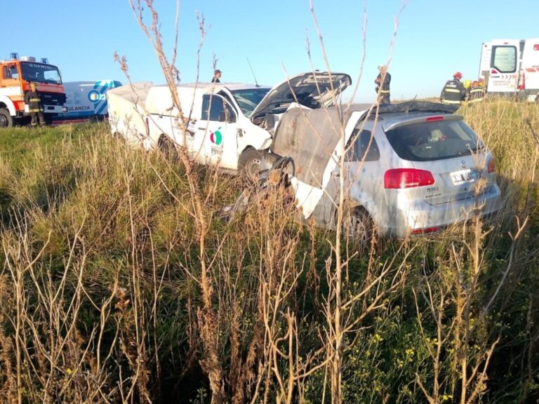 Tres muertos y un herido en choque frontal devastador