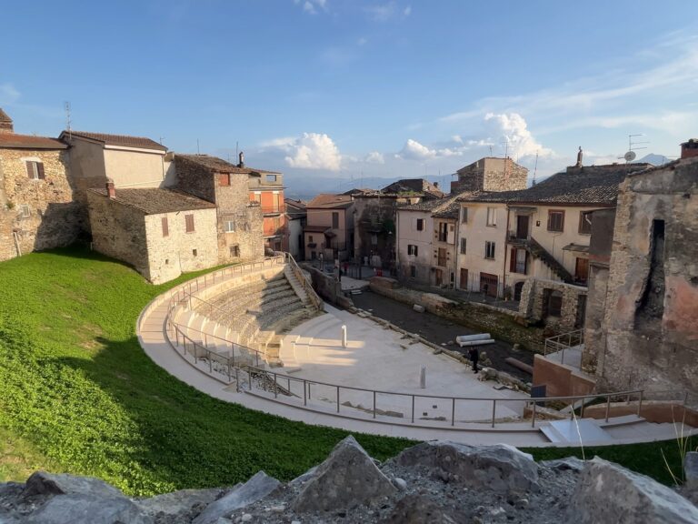 Descubre el Territorio Milenario Cerca de Roma: Otra Italia por Explorar