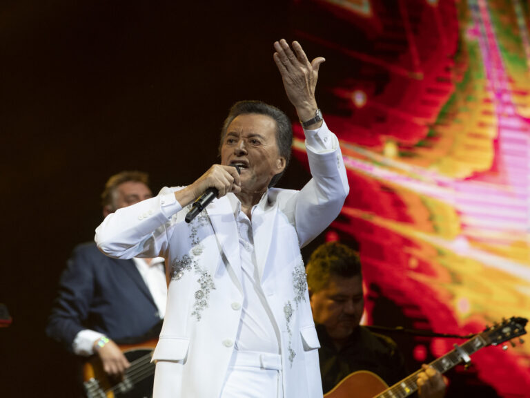 De Ídolo Pop a Gobernador: La Increíble Trayectoria del ‘Enfermero’ de Charly García en Tucumán