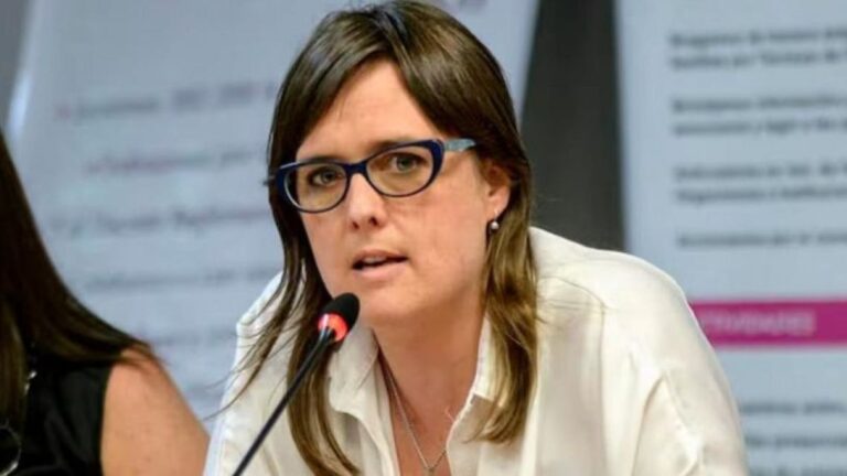 Brenda Austin impulsa ley de garantía salarial para docentes en Córdoba