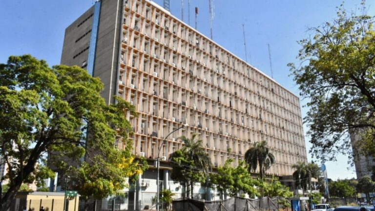 Chaco busca reformar su Constitución: prohíbe nuevos impuestos y protege grandes inversiones