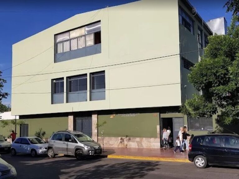 Adolescente con asma fallece en clase de gimnasia escolar