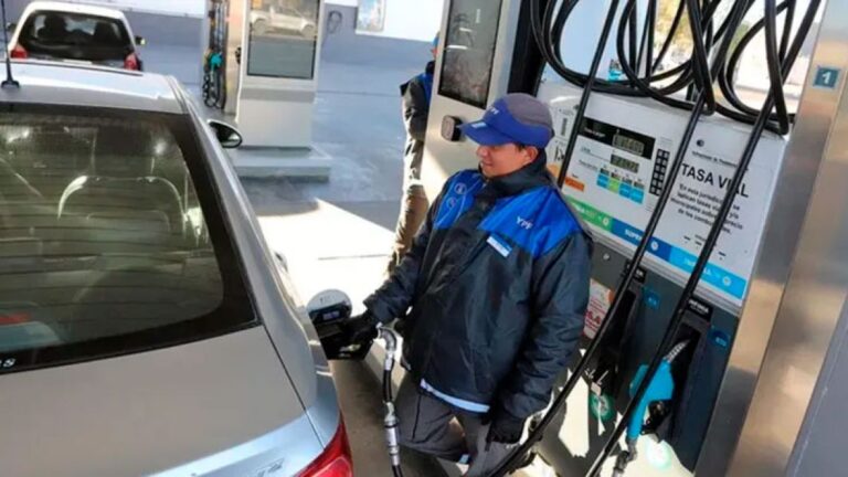 YPF Eleva Precios de Combustibles Solo 27 Días Tras Anunciar Congelamiento
