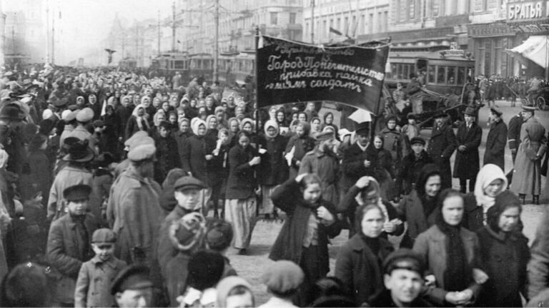 Día Internacional de la Mujer: Significado y Transformación del 8 de Marzo