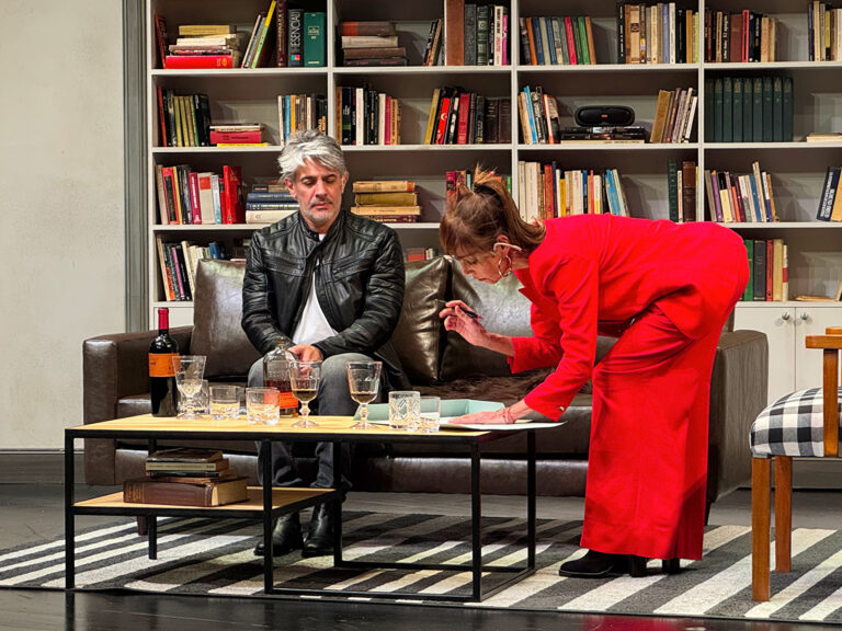 Pablo Echarri y Paola Krum se reúnen en escena: una comedia que invita a reflexionar sobre la felicidad y saca carcajadas