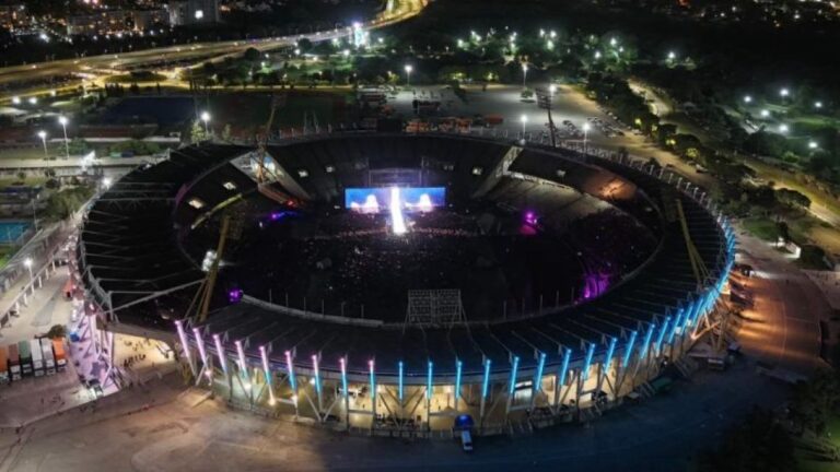 Córdoba: Récord de Turismo con Música, Deporte y Fútbol