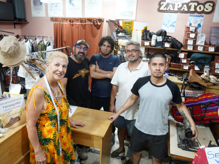 Porteños abrazan una alternativa económica a Shein y Temu para ahorrar en moda