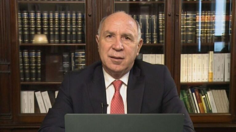 Ricardo Lorenzetti Expone en Córdoba sobre la Reforma del Código Penal