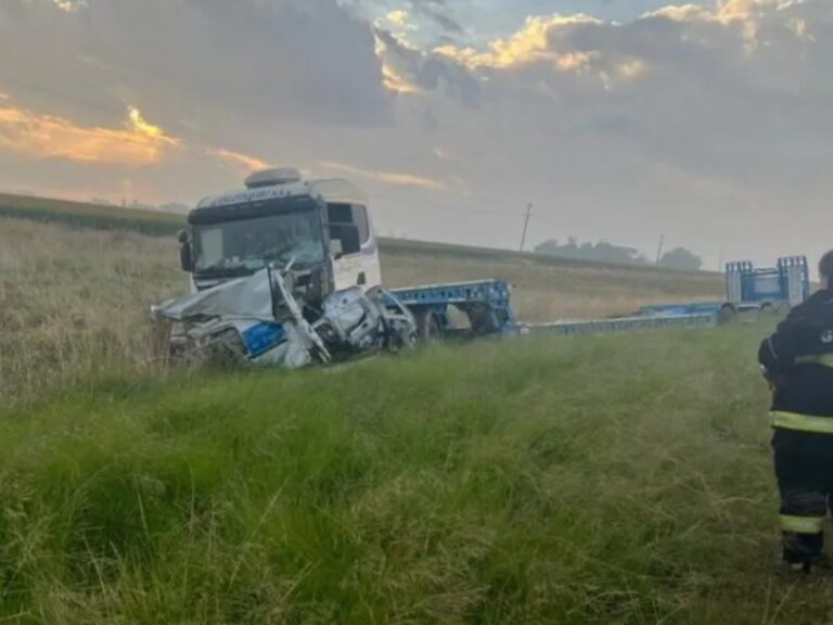 Tragedia en la Ruta: Tres Empleados Municipales Pierden la Vida en Choque Cerca de Otro Accidente Fatal